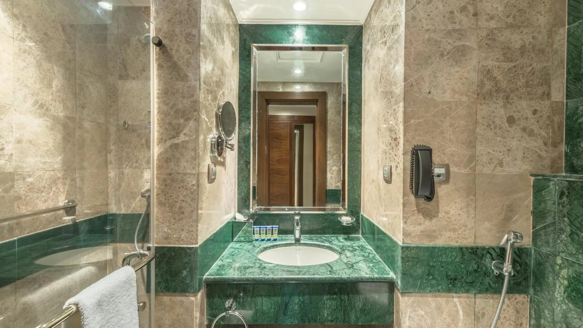 Copthorne Makkah Al Naseem Mecca 4*,  Arab Saudi