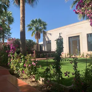 فيلة المنزل, مكة