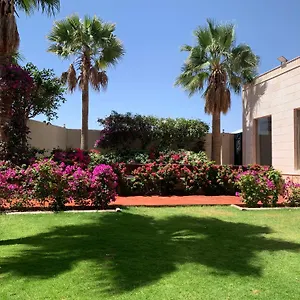 فيلة المنزل, مكة